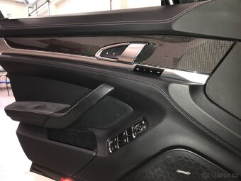 Porsche Panamera GTS 4.8 V8 - 10