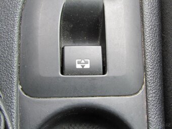 Peugeot 308 1.6 HDi , 88 kW nafta, 2012 - 10