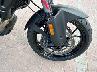 KTM 1290 Super Adventure 2019 - 10