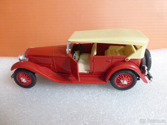 modely aut 1:43 10. - 10