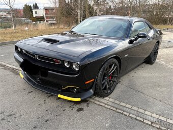 Dodge Challenger V8 5,7 R/T automat - 10