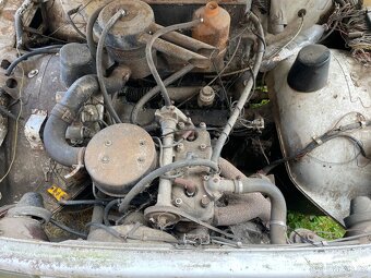 Wartburg 353.1 36.8kW Rok 1977 Náhradní díly - 10