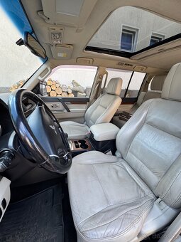 Mitsubishi Pajero V80 - 10