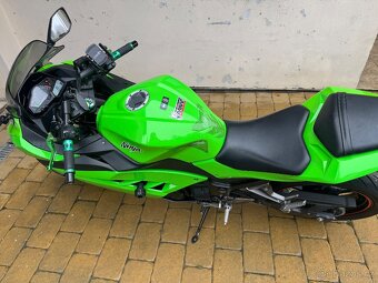Kawasaki ninja 300 - 10