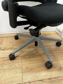 Kancelářská židle Steelcase Leap V2 Grey - 10