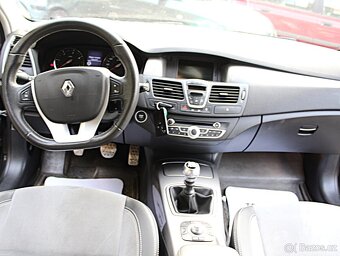 Renault Laguna - 10