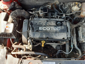 Chevrolet Cruze 2,0VCDi 120kW 2011 - dily - 10