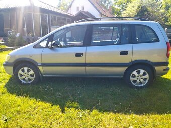 Opel zafira - 10