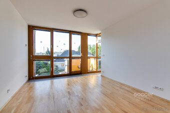 Pronájem bytu 4+kk, 142 m2, ul. Na Sychrově, Praha 10 - Mich - 10