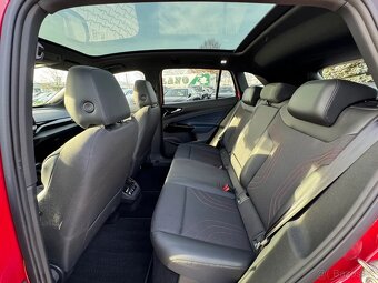 VW ID.4 GTX 220kw 4motion/tažné/tepelko/panorama/360°kamery - 10