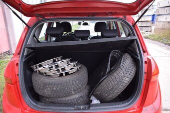 Kia Venga 1.4i/2010/5DVEŘÍ/ČR/114TKM/ - 10