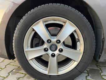 Kia Ceed SW 1.6 crdi automat - 10