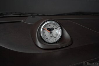 Porsche 911 Carrera S 997 – 355 koní | Sport Chrono | BOSE - 10