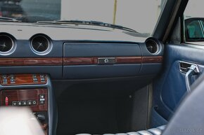 Mercedes-Benz W123 300D Turbodiesel US - 10