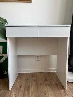 Toaletní stolek Brimnes IKEA - 10