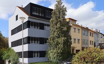 Prodej bytu 3+1 Brno - Lesná, parkovací stání, balkon - 10