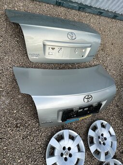 Predám kufr dvere Toyota Avensis kombi 2003-2008 1G3 - 10