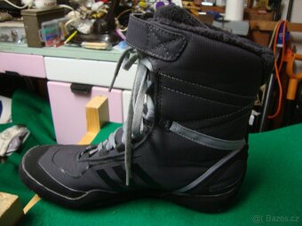 Zimní dámské boty Adidas LIBRIA WINTER BOOT CP PL W vel. 37 - 10