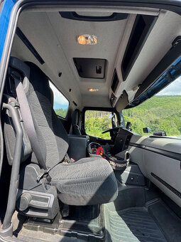 Mercedes-Benz Antos valník s hydraulickou rukou - 10