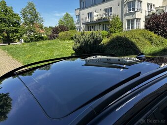 BMW E91 320i 110kW Kůže Navi Automat Panorama ALU R17 - 10