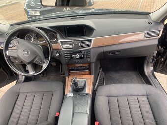 Mercedes-Benz E250 CDI Elegance Combi 2012 Rok pěkný stav - 10
