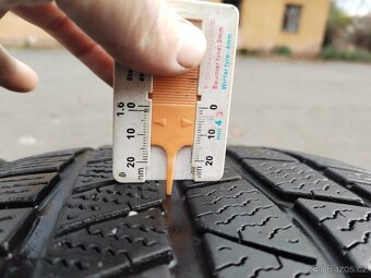 2x + 1x Zimní Continental 255/50 R20 109H - 10
