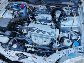 Honda Civic 1.5 Vtec - 10