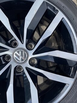 ORIGINÁL Alu Volkswagen MADRID R17, 5x112 - LETNÍ PNEU - 10