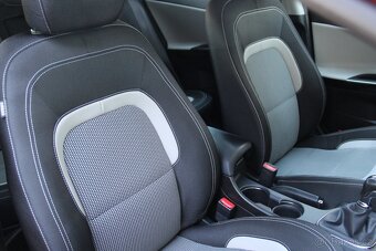 Kia Ceed 1.6i GDI 135PS Top - 10