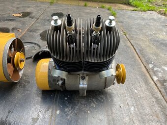 velorex 350 mechanika - kompletní motor - 10