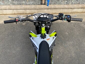 Pitbike Zuumav K5 250cc 21/18 - zelená - 10