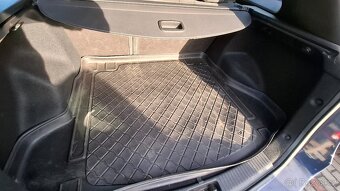 Hyundai i30 kombi 1,6 CRDI 81Kw - 10