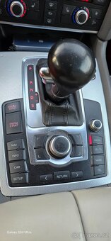 Audi Q7 - 10