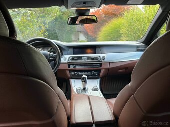 BMW 530xd Touring xDrive 190 kW – 6-válec, Panorama, HeadUp - 10
