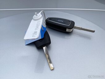 Ford Mondeo 2.0 TDCi ,  103 kW nafta, 2012 - 10