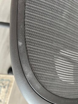 Herman Miller Aeron B - 10