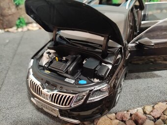 Prodám model 1:18 Škoda octavia 3 facelift scout - 10