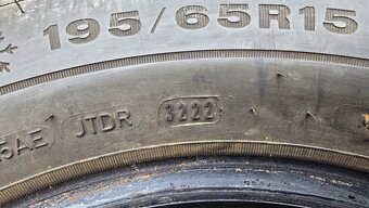 Zimní pneu 195/65/15 Dunlop - 10