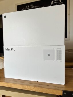 Apple Mac Pro 2019 | 2× Radeon Pro Vega II - 10