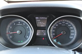 Hyundai i30 1,6GDI 99KW, ČR, ROZVODY, SERVISKA, r.v. 2016 - 10