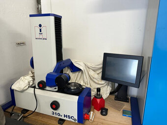 Obráběcí centrum CNC - 10