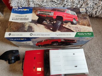 RC Auto Terra Chevrolet K-5 Blazer, PC 14500kč - plně funkčn - 10