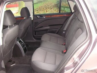 Škoda Superb II 2.0 TDI, Combi, DSG - 10