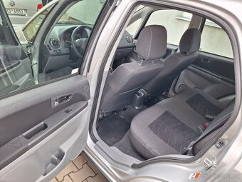 Prodám Suzuki SX4 1.6i 2WD - 10