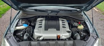 AUDI Q7 4,2 TDI V8 QUATTRO - 10