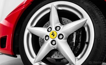 Ferrari 360 Modena z roku 2003 - 10