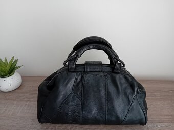 By Valentinos dámská vintage kabelka kožená - 10