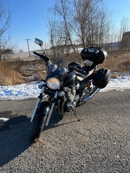 Yamaha XJR 1300 - 10