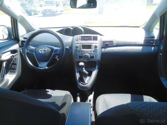 Toyota VERSO 2.0 D-4D, 93 kW, Aut. Klima, 7. Míst - 10