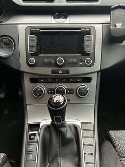 VW PASSAT VARIANT B7 2.0TDI 103KW COMFORT. LED - 10